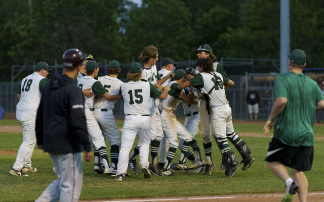 Baseball: Old Town defeats Freeport in Class B title game, 7-3