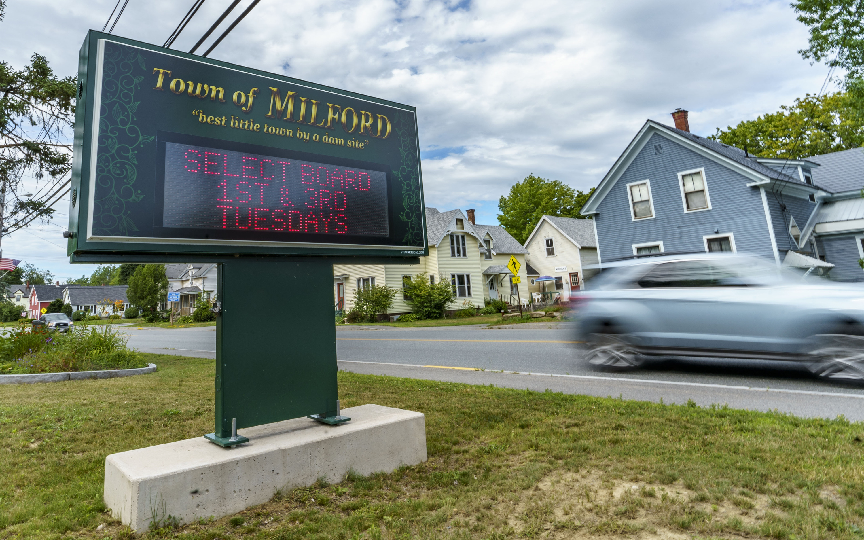 Town officials and residents spar over Milford ditching project The